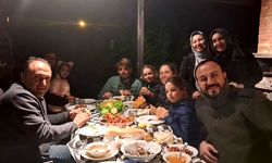 Ünsal Savcı Çorum'da Kanadalı aileyi misafir etti