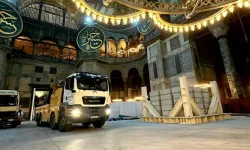 Ayasofya Bilim Kurulu'ndan vinç eleştirilerine yanıt: Notre Dame'de de kullanıldı