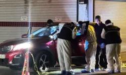 Arabada katliam:  2 ölü 1 ağır yaralı