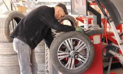 Lastikçilerin 'kış lastiği' mesaisi erken başladı