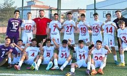 U 16 gruplarda heyecan sona erdi