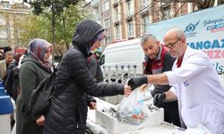 Ücretsiz balık dağıttılar