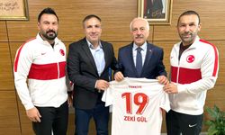 Zeki Gül’e milli takım forması