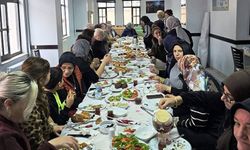 Kafkas Kültür Derneğinde, el  emeği ürünlerin satışı anlatıldı