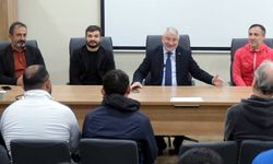 Aşgın’dan antrenör kursuna ziyaret