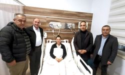 Özlem Güngör’e  geçmiş olsun ziyareti