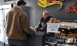 Yüz lira bozuk para getirene iki ekmek hediye