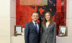 Genç başkan entübe edildi