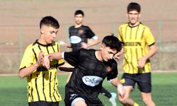 U 18’de ikinci maçlar oynandı