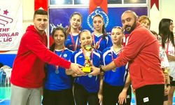 Genç Kızlar Badminton’da da Osmancık okulları zirvede