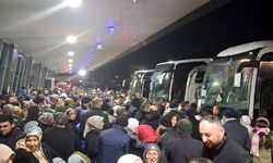 Öğretmen ve öğrenciler umreye uğurlandı