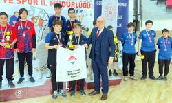 Yıldızlar Masa Tenisinde Bahçeşehir Koleji Yıldırım Beyazıt zirvede