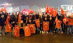 Sarıyer maçına Türk bayrağı ile uğurladılar