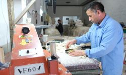 Erzincan'da üretiliyor, Çorum'da satılıyor