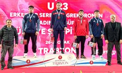 Çorumlu güreşcilerden üç madalya