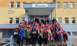 Ülkü Ocakları çocukları sevindirdi