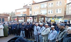 Osmancık’lı umreciler dualarla uğurlandı