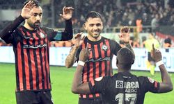 Thiam yine üçlük attı