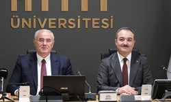 Akarca Hitit Üniversitesi'nde konuştu