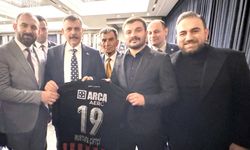 Arıcı’dan Bakan Çiftçi’ye Çorum FK forması