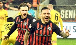 Burak Çoban ilk golünü attı