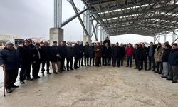 Ethem Baran hayvan  pazarında üreticilerle buluştu