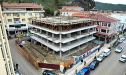 Yeni iş merkezi inşaatı hızla yükseliyor