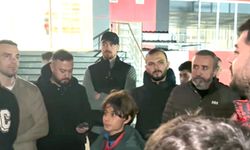 Taraftarlar tesise gitti