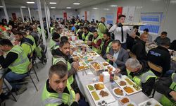 Bakan Uraloğlu, Çorum'da demir yolu işçileriyle iftar yaptı