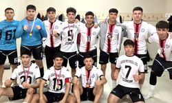 Başöğretmen Anadolu yarı final grubunda