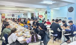 Köy okulu öğrencileri iftarda buluştu