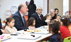 Minik öğrencilerin heyecanına ortak oldular