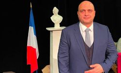 Çorum'da doğdu, Fransa'da başkan oldu