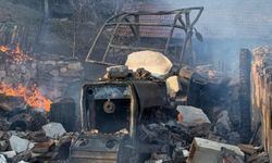 Çorum'da yangın: Ev, samanlık ve traktör yandı