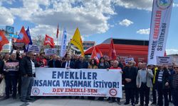 Çorum'da emekliler meydana indi