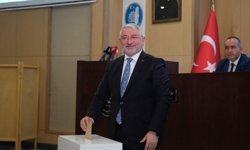 Başkanlık divanı ve Encümen üyeleri seçildi