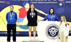 Beren Aşkar’dan iki gümüş madalya