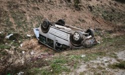 Aynı aileden 4 kişi kazada yaralandı