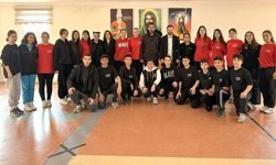 Arıcı’dan Kadeş Halk Oyunlarına ziyaret