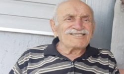 Yıldız Bek babasını kaybetti