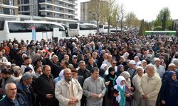 Hacı adayları dualarla uğurlandı