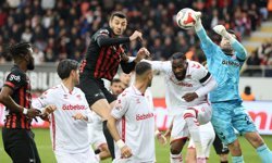 Çorum FK Sivas'ı 3 golle geçti