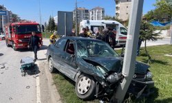 Ankara yolunda otomobil jip ile çarpıştı