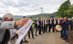 Vali Çalgan ve başkan Aşgın halay çekti