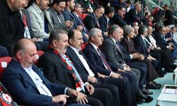 Final maçında yanlız bırakmadılar