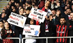 Tribünlerden güzel görüntüler