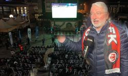 Çorum FK taraftarları play-off maçını dev ekrandan izledi