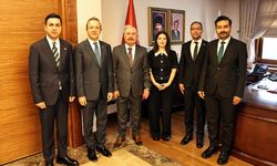 Eczacılardan Vali Çalgan’a 14 Mayıs ziyareti