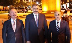 Çorum’un son üç Valisi aynı karede