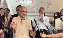Emektar müdür güllerle uğurlandı